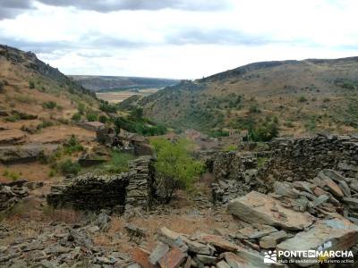 Cancho de la Cabeza;Senderismo gastronómico entresemana;puente del pilar excursiones pedraza velas